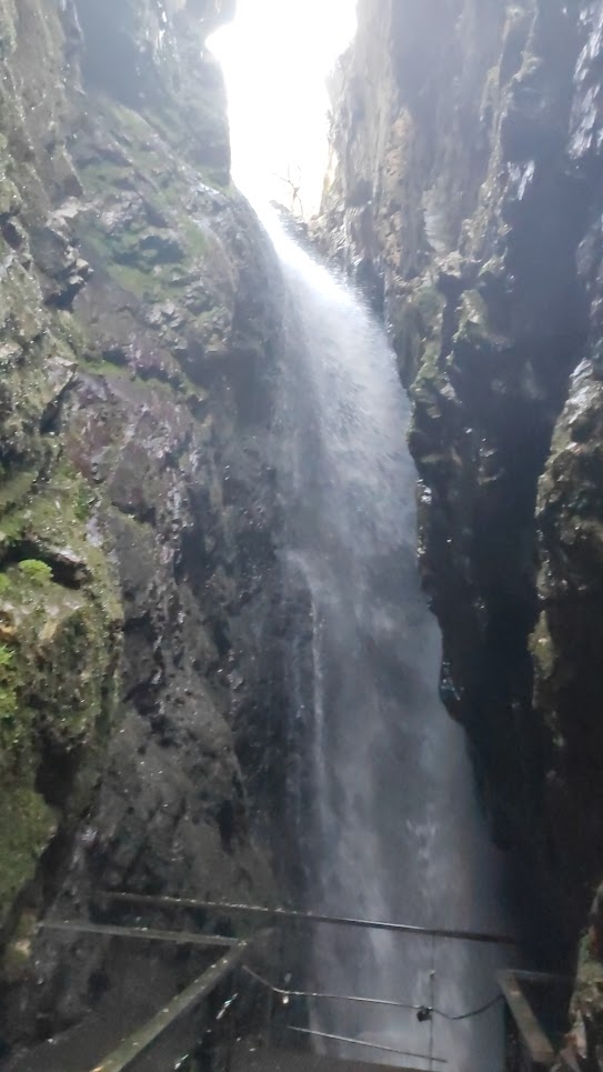 Imágenes del punto de interés Cascada de Nocedo (Cola de Caballo)