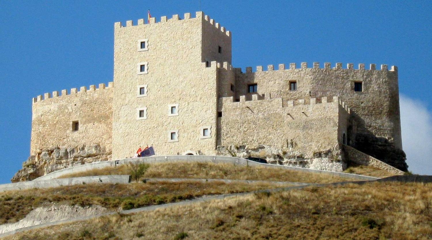 Imágenes del punto de interés Castillo de curiel